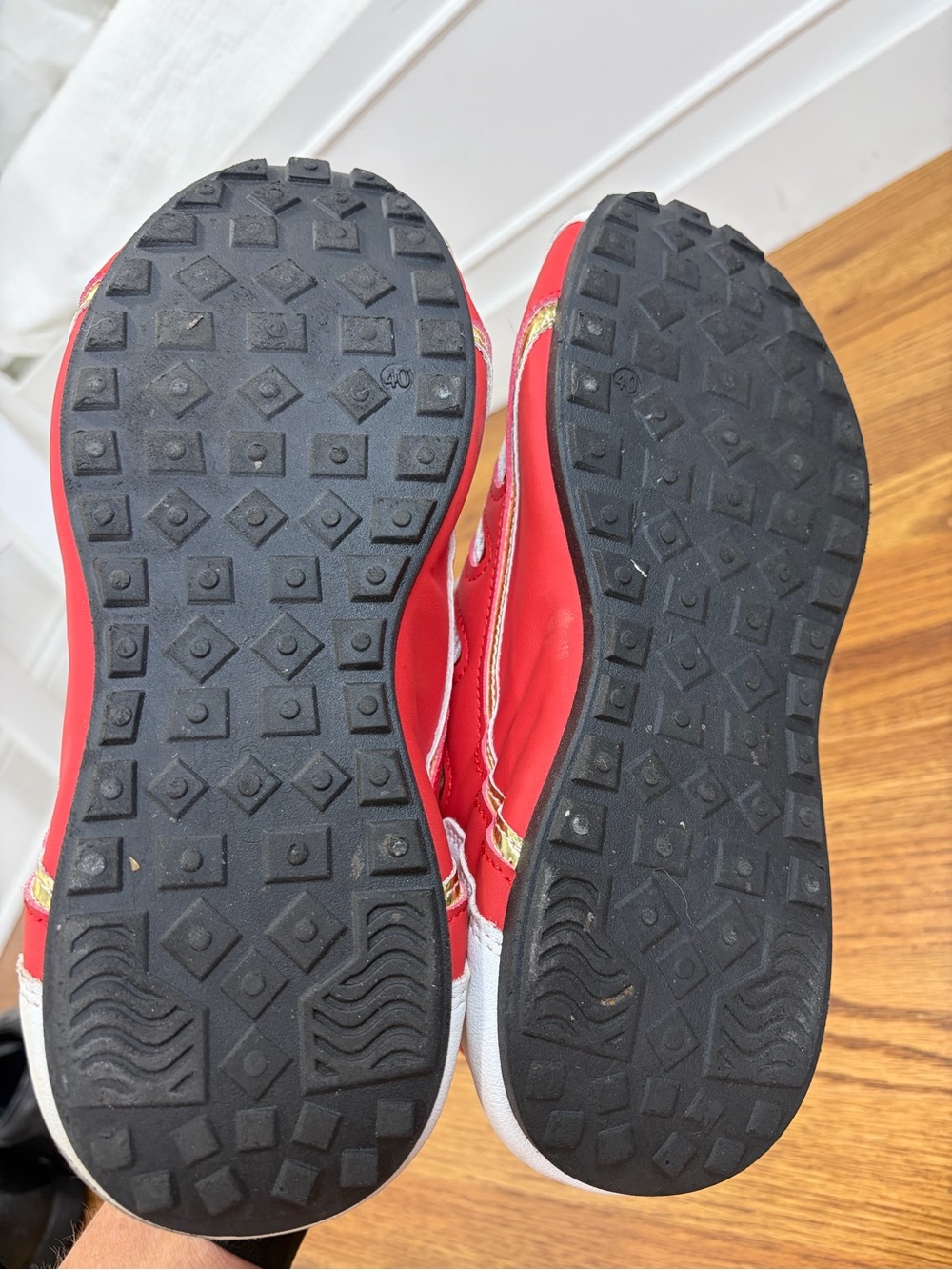 Juli Athletic Sneakers - White & Red (8) - Picture 8 of 8